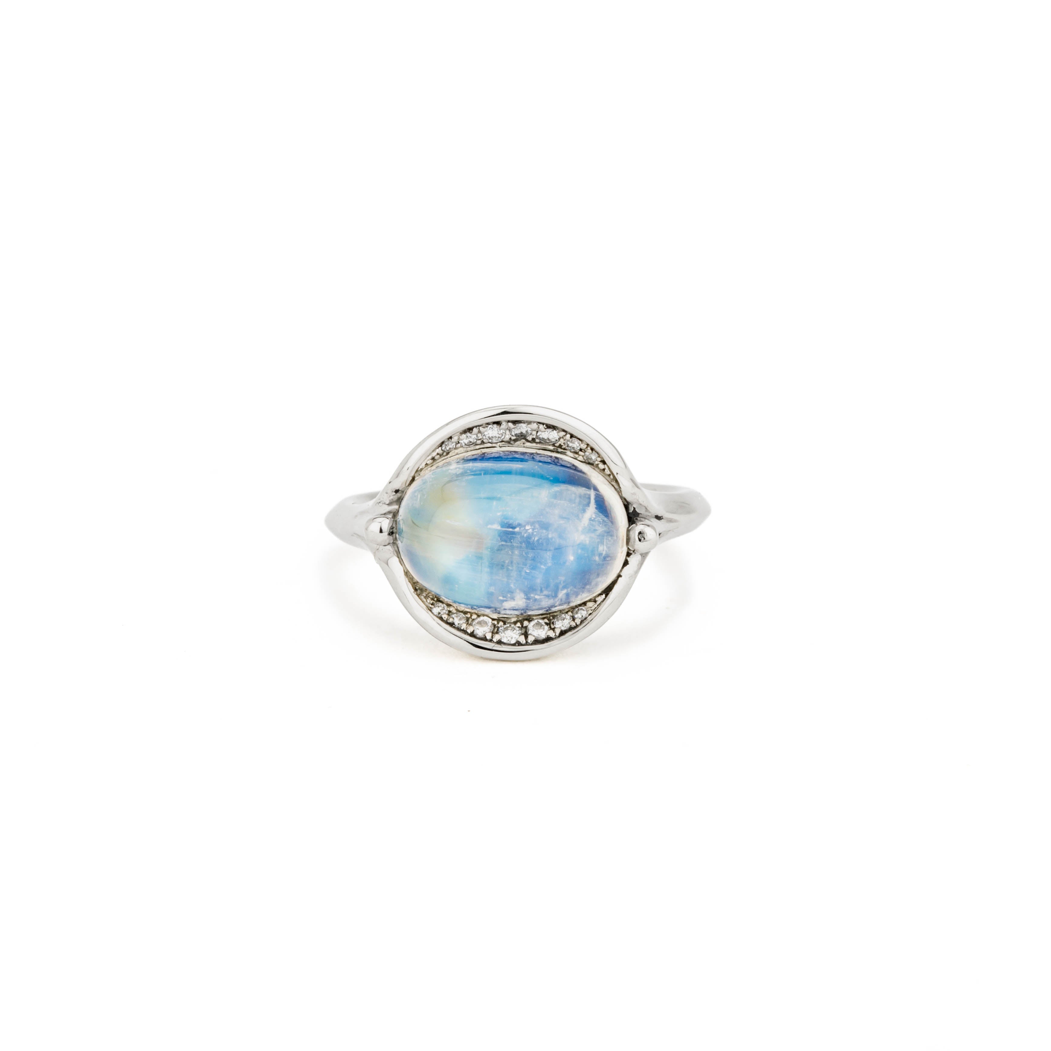 14k white gold ring with 9.54ct oval cabochon moonstone and pavé diamond, size 7