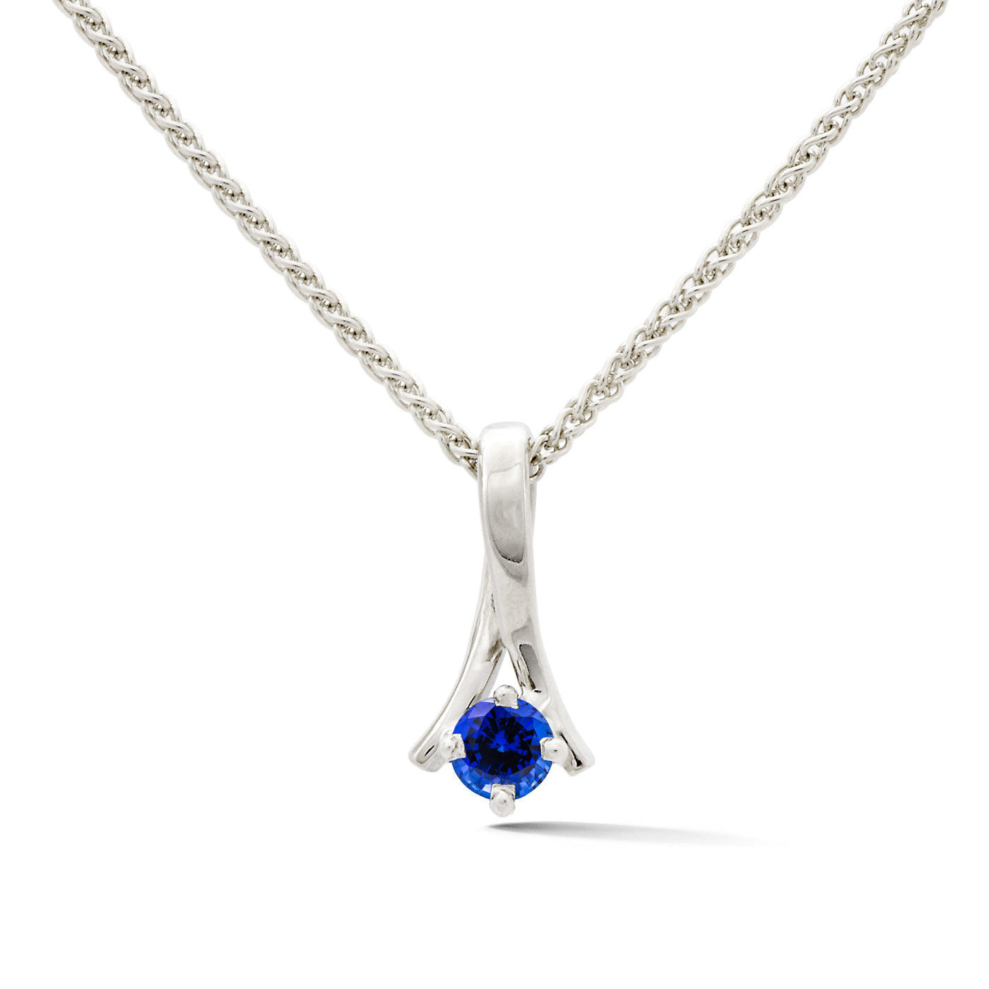 Sapphire pendant in 14k white gold