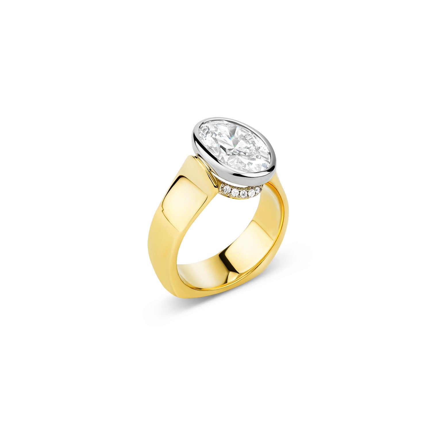 Oval Diamond Ring