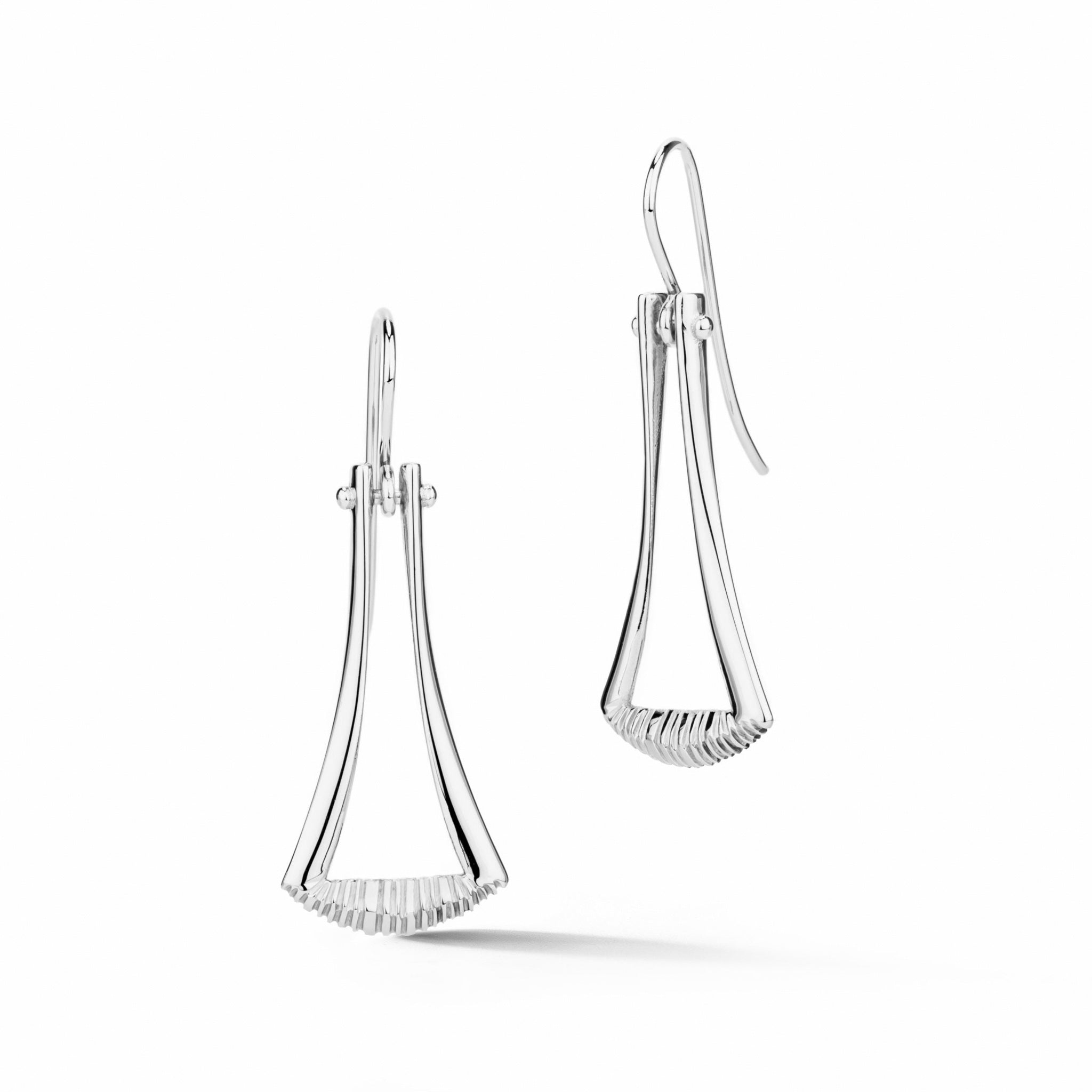 14k white gold flared dangle earrings with textured fan design